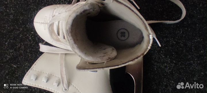 Продам коньки