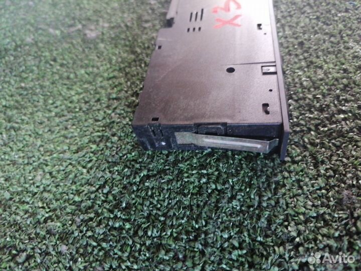 Блок кнопок Bmw X3 E83 M54B30 2005