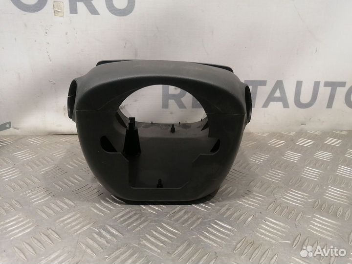 Кожух рулевой колонки Mitsubishi Pajero Sport