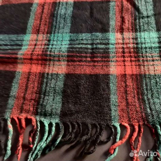 Огромный старинный накидной платок