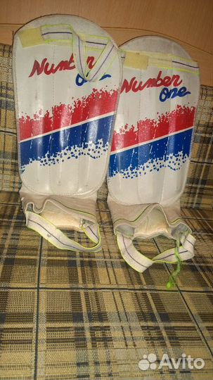 Экипировка 3 комлекта,защита umbro