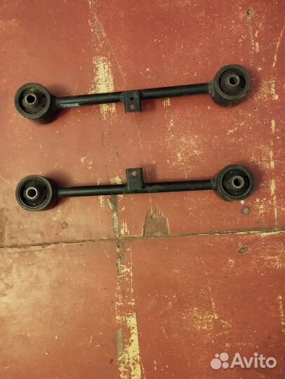 Тяги заднего моста на Daihatsu Terios I 1997
