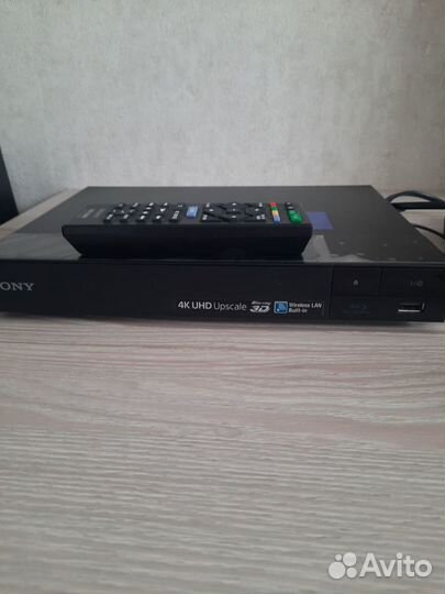 4 K Blu ray плеер sony