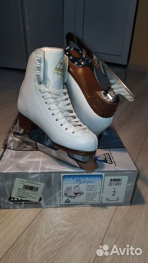 Фигурные коньки jackson