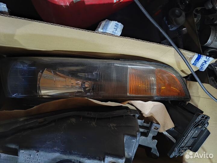 Фара mitsubishi galant 8