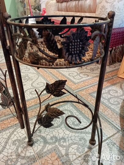 Подставка для цветов