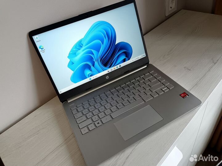 Ноутбук hp 14s-fq
