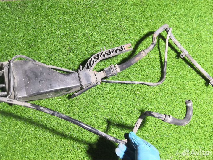 Абсорбер Audi A4 b5 1,6