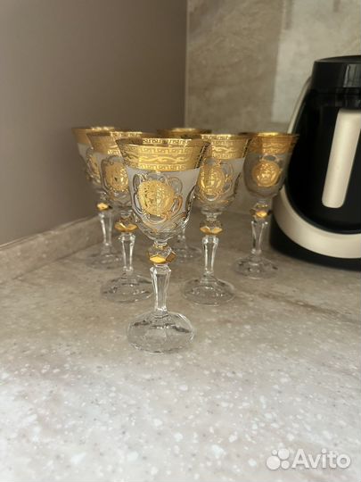 Рюмки на ножке