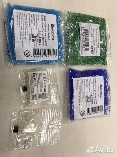 Бисер стеклярус