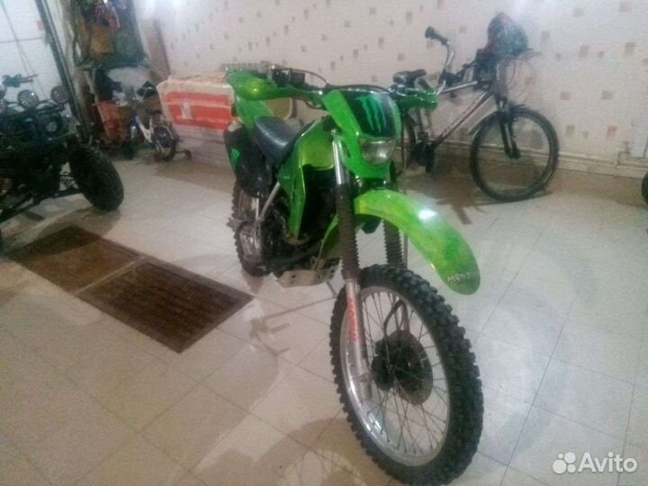 Продается мотоцикл Kawasaki KLR-250