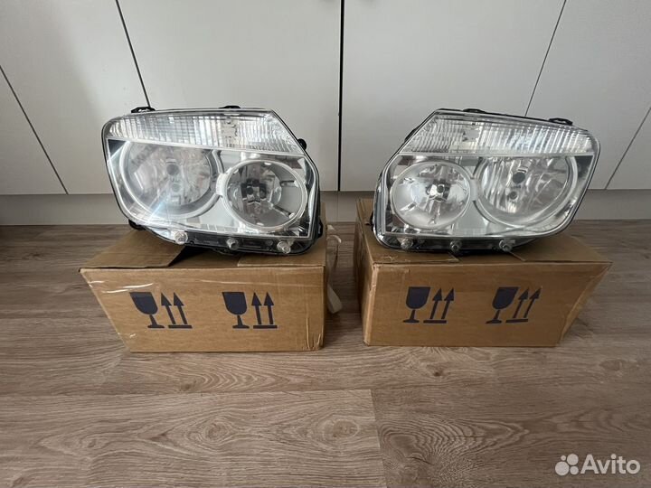 Фары Рено Дастер 1 поколение Оригинал