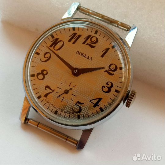 Часы СССР наручные механические Зим