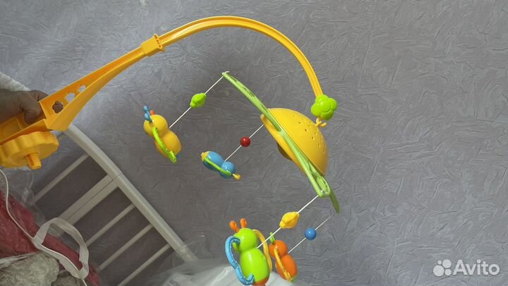 Погремушка на кровать