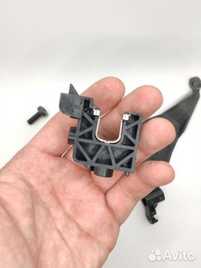 Ремкомплект крепления фар audi A8 S8 A8L D4 D5