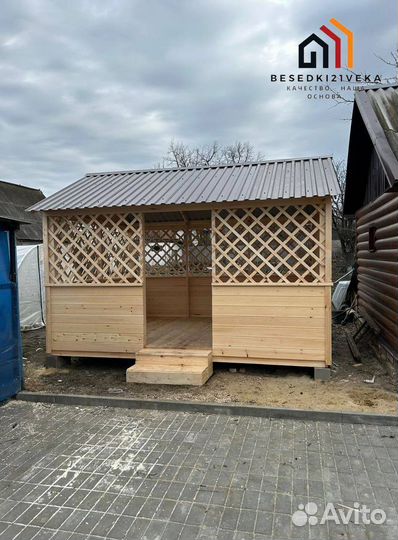 Беседка с мебелью