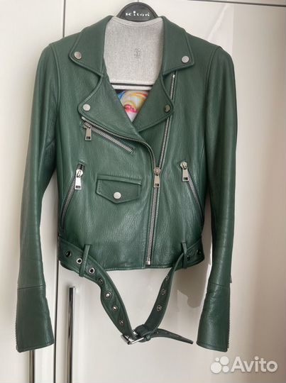 Кожаная куртка женская