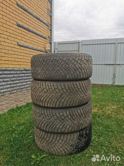 Continental IceContact 3 225/50 R17 98T