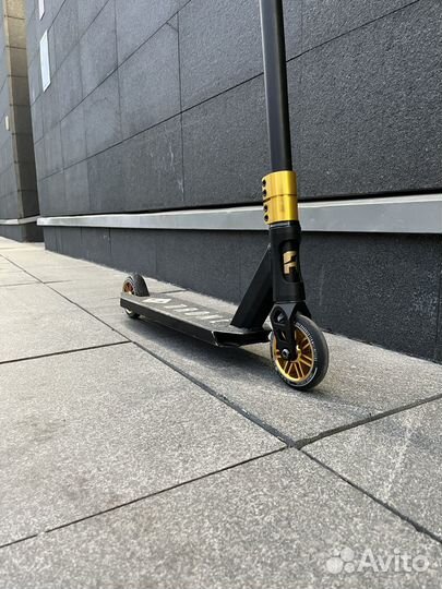 Трюковой самокат