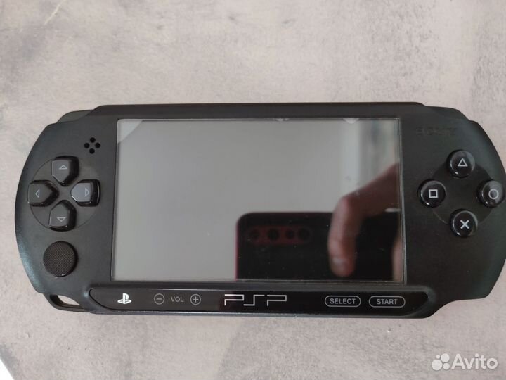 Sony PSP e 1008