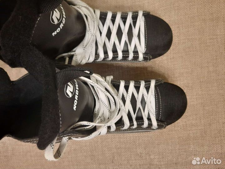 Фигурные коньки мужские Nordway