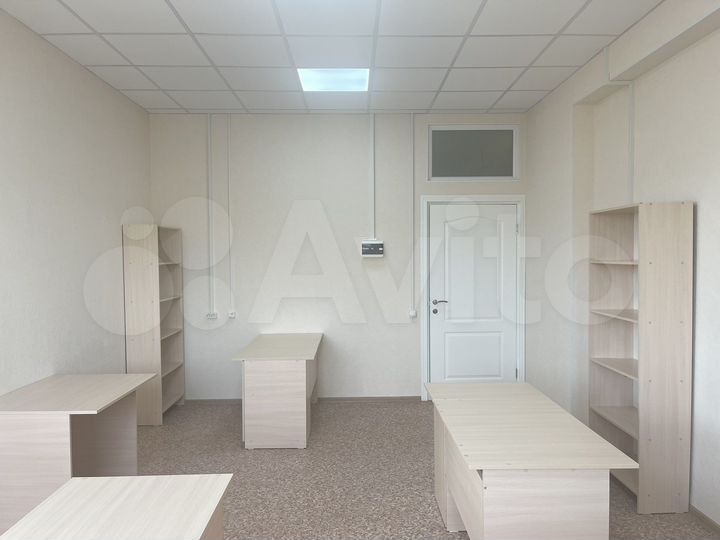 Меблированное офисное помещение, 30.5 м²