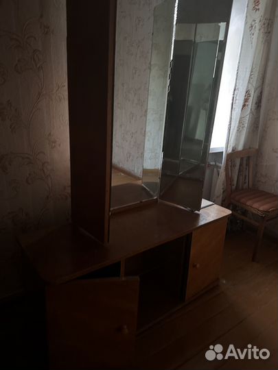 Продам трельяж