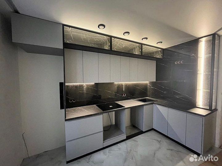 Кухонный гарнитур от производиетеля