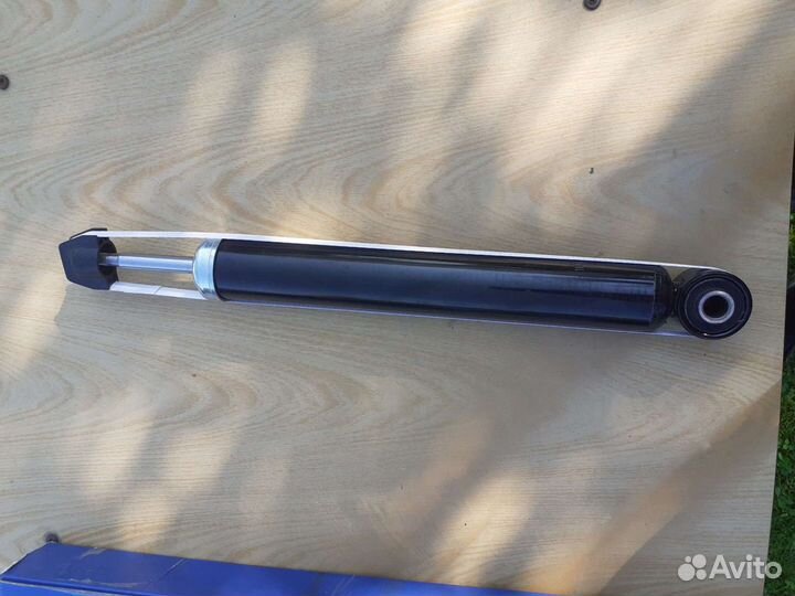 Амортизатор Шкода Октавия А 5 задний