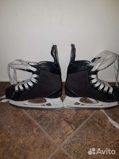 Хоккейные коньки bauer supreme 140