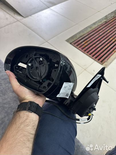 Зеркало на Mercedes S223