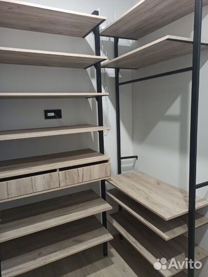 Гардеробная /на заказ/ в наличии