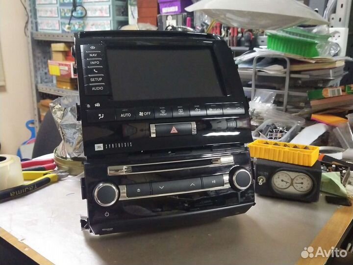 Автомагнитола JBL для Land Cruiser