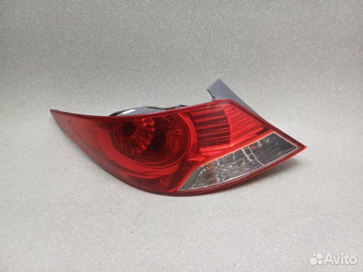 Фонарь задний левый Hyundai Solaris 1 1.6 G4FC MT