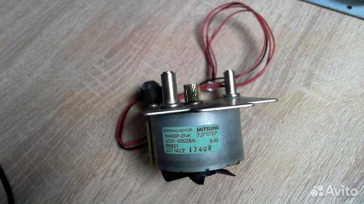 Шаговый двигатель M49SP-2NK mitsumi 7.5 step