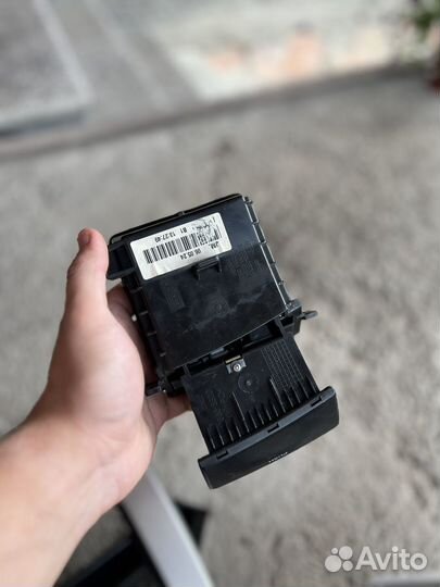 Пепельница hyundai tucson 2006