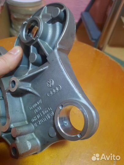 Крышка опора распредвала vag 06H103166G