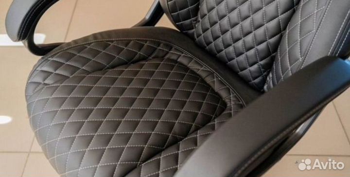 Кресло руководителя CH-406. В наличии