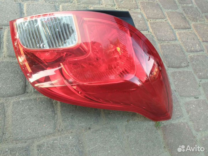 Фонарь Опель мокка правый