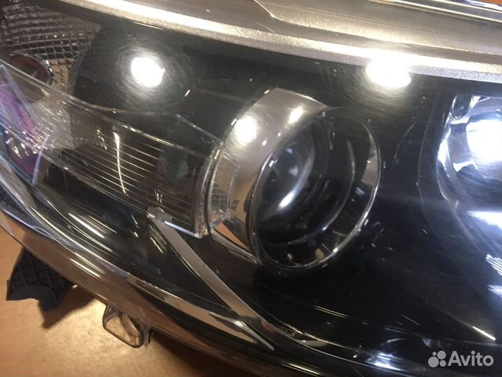 Фара передняя правая Renault Kaptur