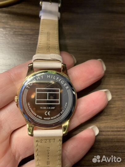 Часы Tommy Hilfiger