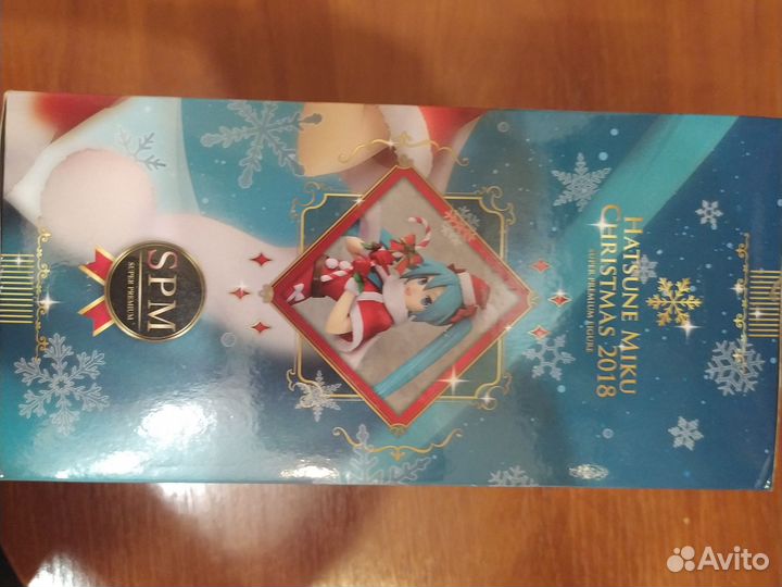 Фигурка Hatsune Miku christmas 2018