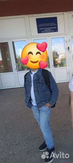 Джинсовая куртка для мальчика