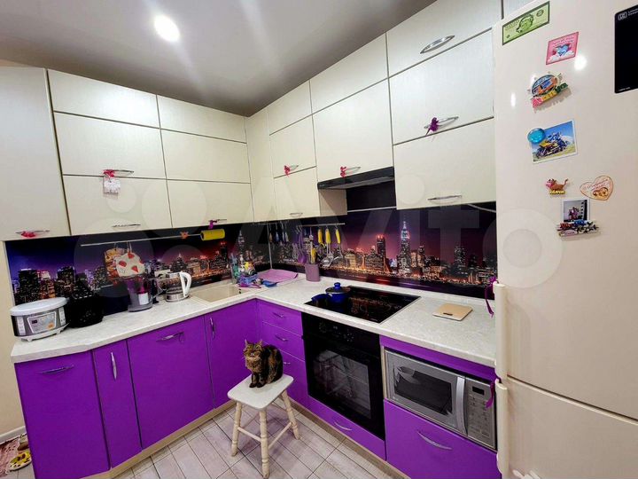 1-к. квартира, 42 м², 3/17 эт.