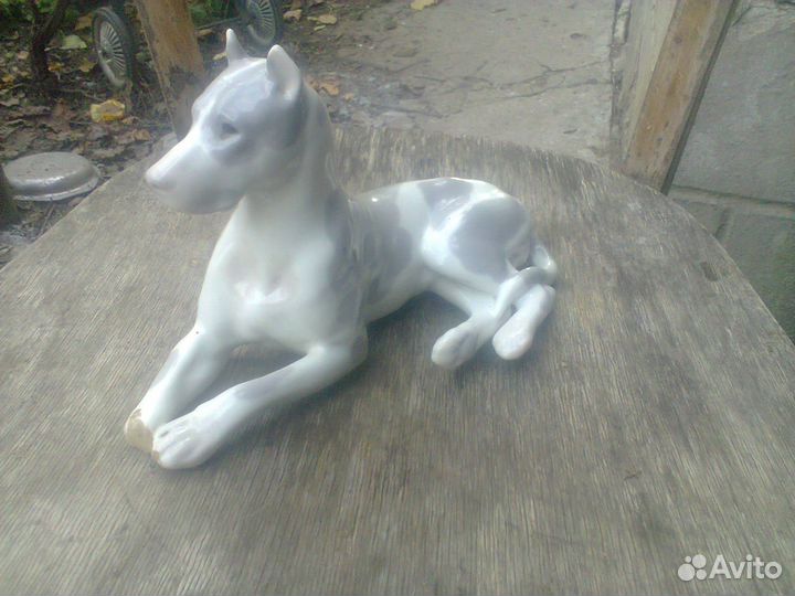 Фарфоровые статуэтки