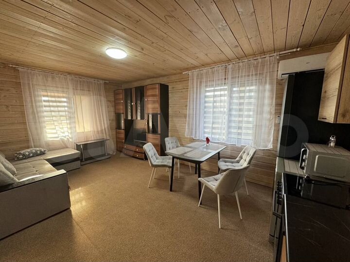 Дом 48 м² на участке 6 сот.