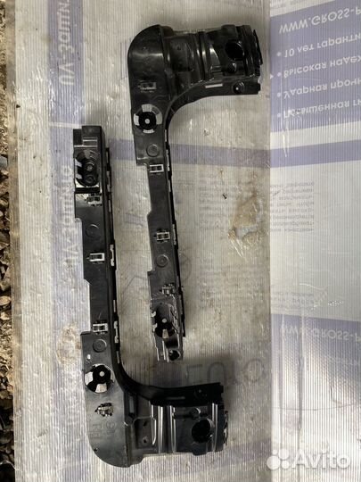 Боковая направляющая правая/левая BMW G01 X3