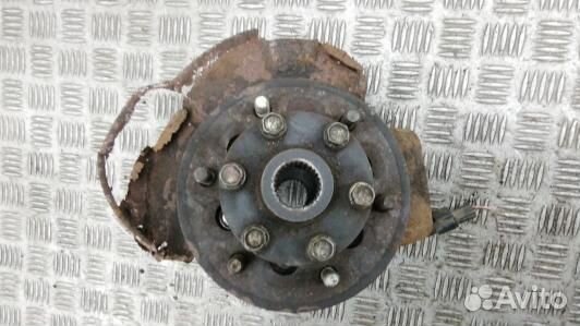 Ступица передняя левая mitsubishi pajero sport 1