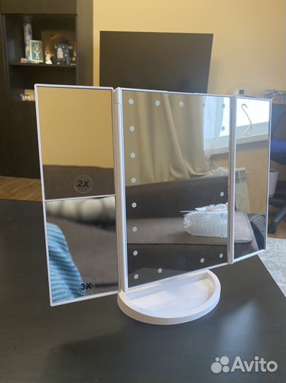 Зеркало с подсветкой косметическое настольное