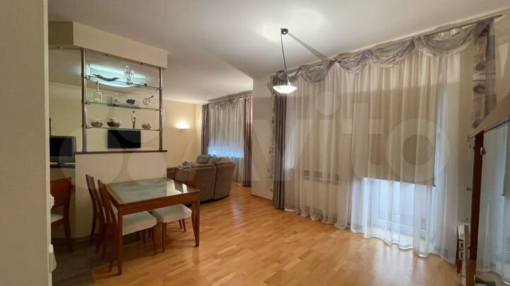 3-к. квартира, 147,5 м², 4/4 эт.